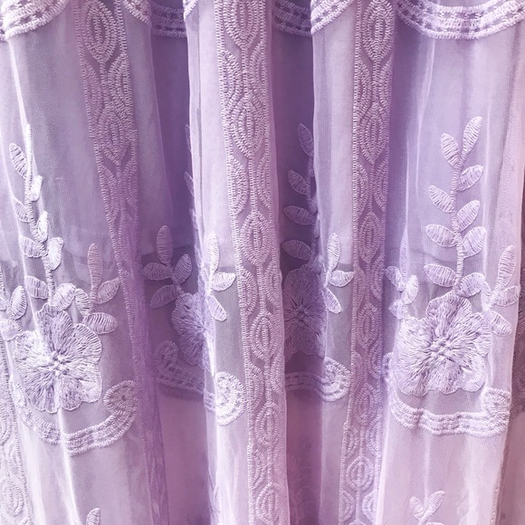 ⭐️ Lavender lace maxi dress - Picture 5 of 5
